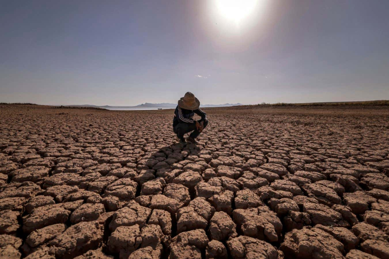 Exclusive: Climate scientists expect attempts to dim the sun by 2100